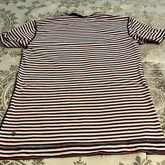 lululemon athletica Navy and White Striped Short Sleeve Tee - Picture 5 of 8